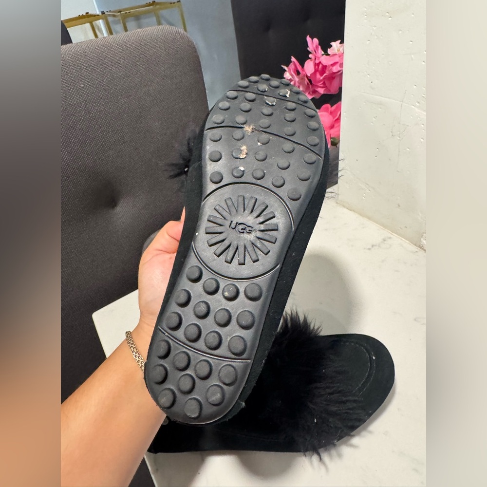 UGG Black Suede Loafers with Faux Fur Detail - Picture 4 of 11
